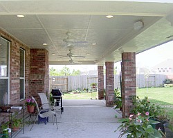 patio cover with coined columns